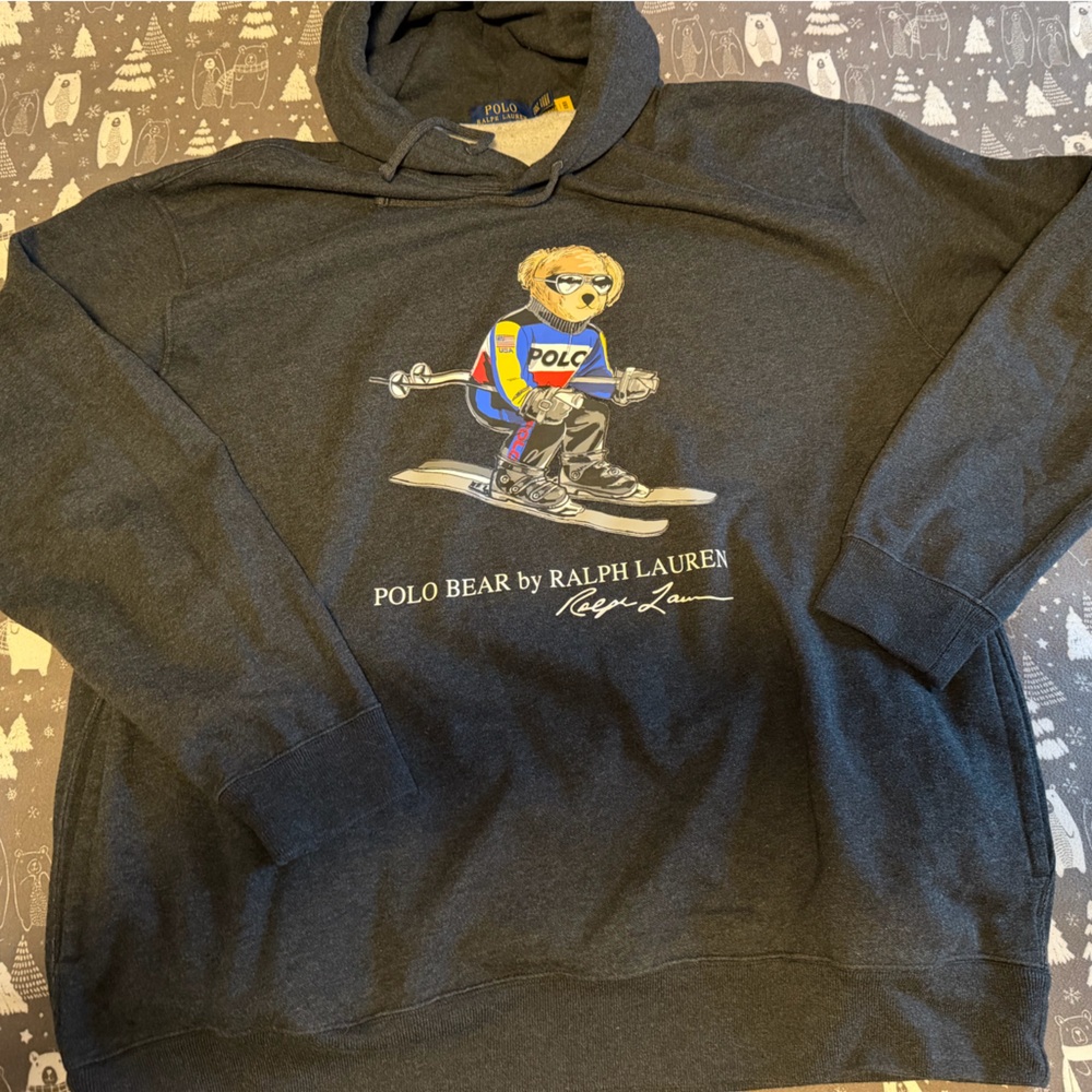 Ralph Lauren men’s Big and Tall 2XLT Black Hoodie with winter sports Polo Bear.